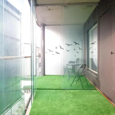 Easy - Centre טאלין